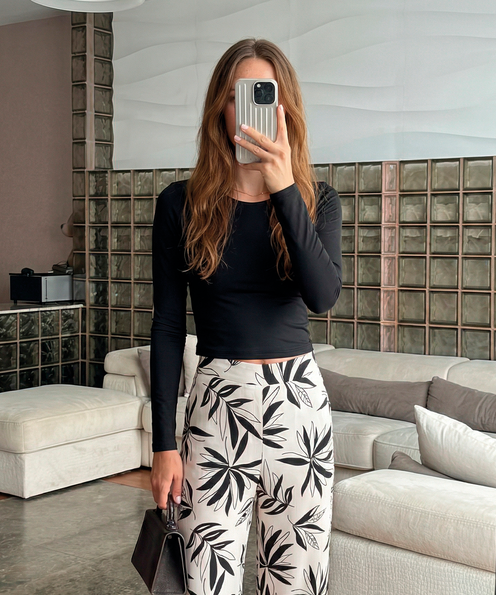 Blusa manga larga NEGRO