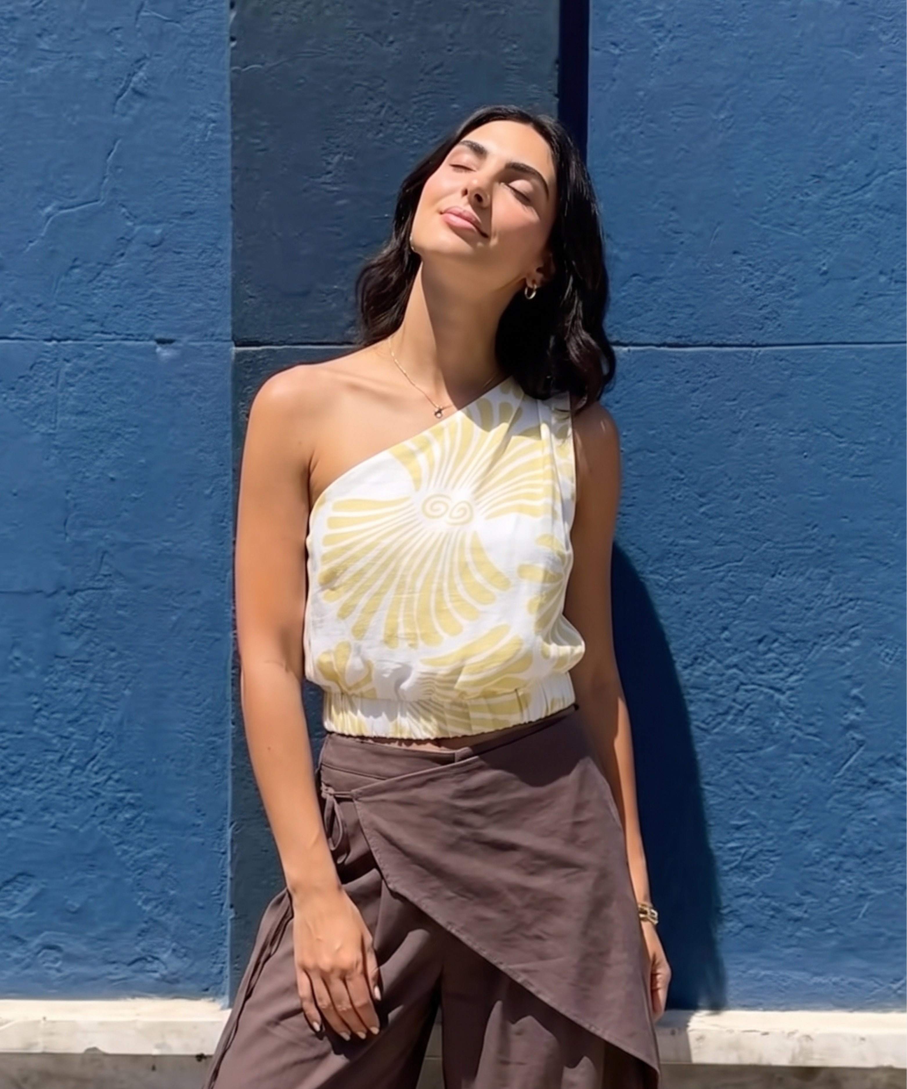 Blusa escote asimétrico Amarillo Pastel
