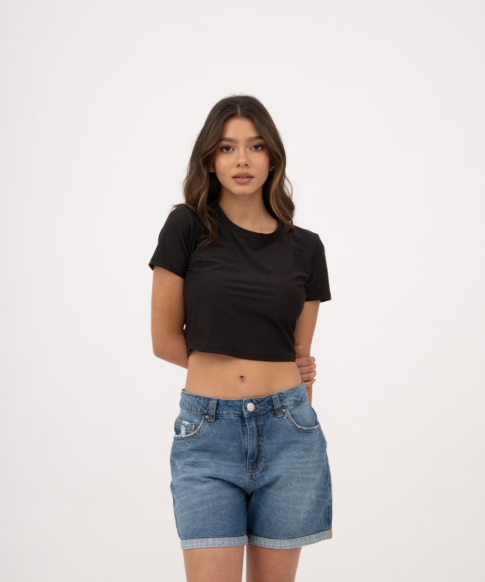 Crop top manga corta NEGRO