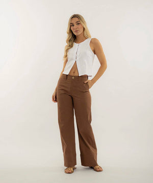 Pantalon Bota Recta Cortes Caramelo Pantalóns Para Mujer | Ticket Store Colombia 1