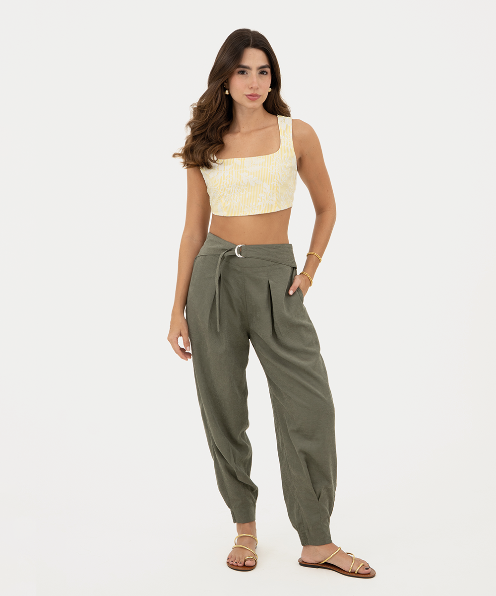 Pantalón pliegues con hebilla Verde Selva (Militar)