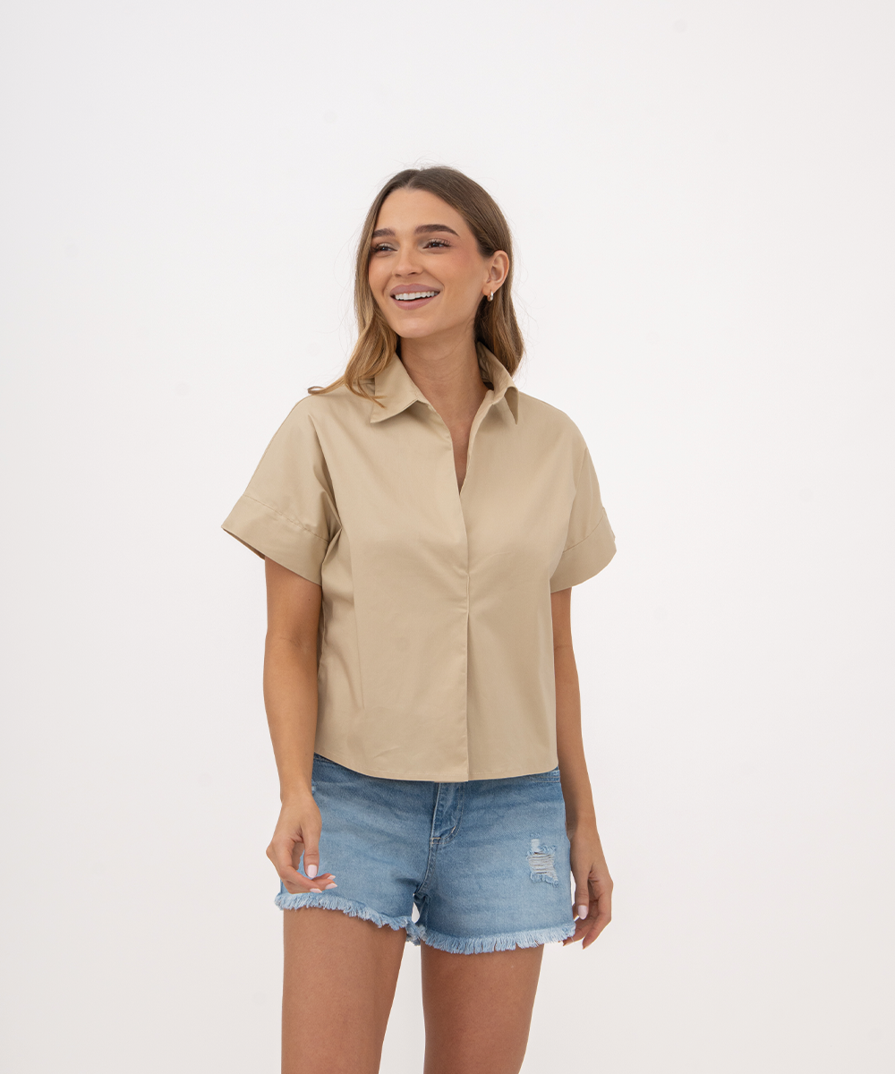Camisa con cuello BEIGE