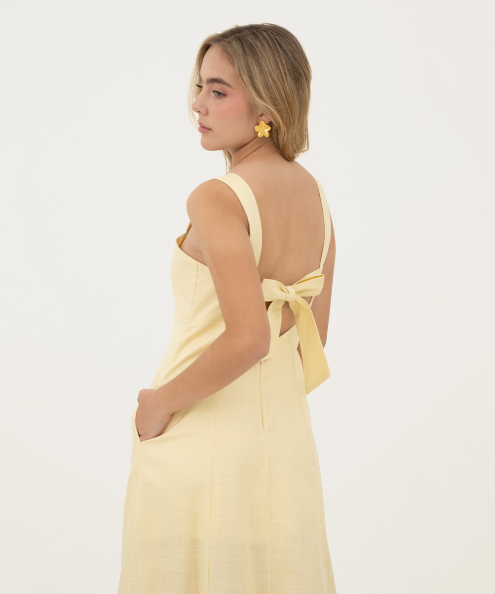 Vestido con nesgas Amarillo Pastel
